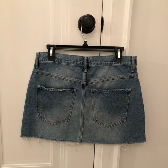 Mini Jean skirt - Picture 2 of 2
